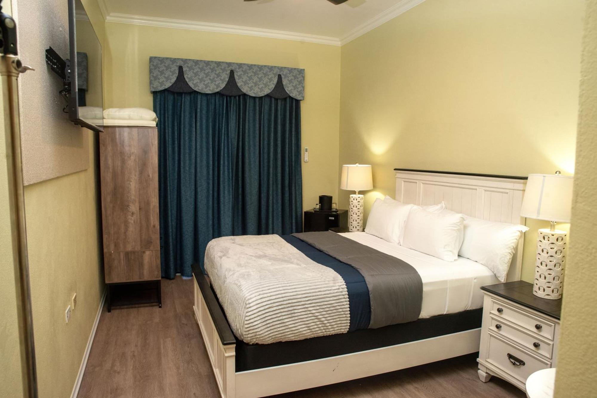 Sky'S Villa Resort Buff Bay Exterior photo